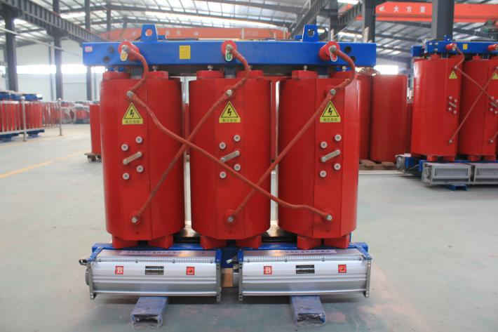 一般北京創(chuàng)聯(lián)匯通電氣全鋁的干式變壓器800kva價格是33900元，全銅的800kva干式變壓器價格是65000元。